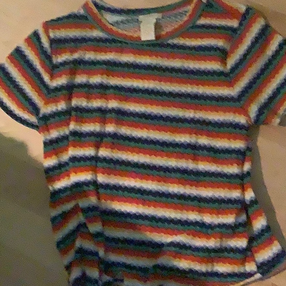 colorful shirt!